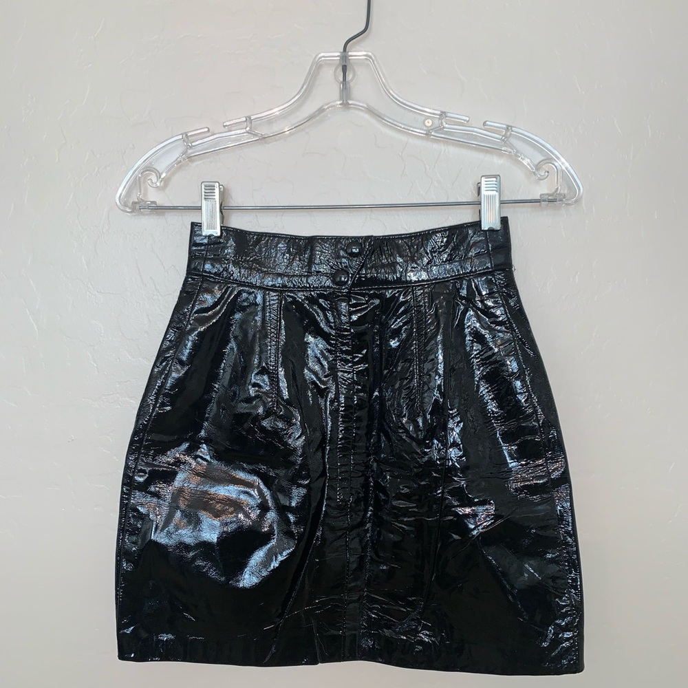 Danier, Shiny Leather